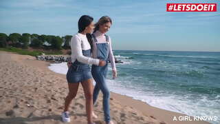 LETSDOEIT - #Apolonia Lapiedra - Sexy ti Fi Yo Ale nan Bwa Sou Nouvo Kay Yo