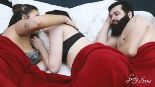 Menage kom anal e mirë na cara zv duas amiguinhas. (veja e një të plotë nuk e KUQE)