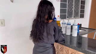 Mae morena gosta de um sexo