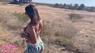 ME GUSTA ESTAR SENTADA EN UNA FUERTE