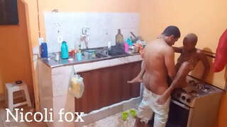 M-am dus să gătesc pentru uleiul de căpcăun... aproape a dat vecinul